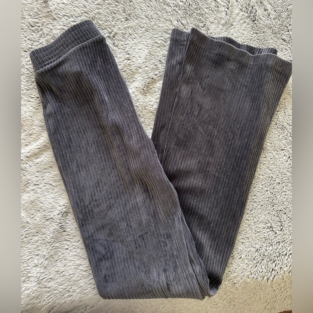 Gray Ribbed Flare Leggings by Aerie